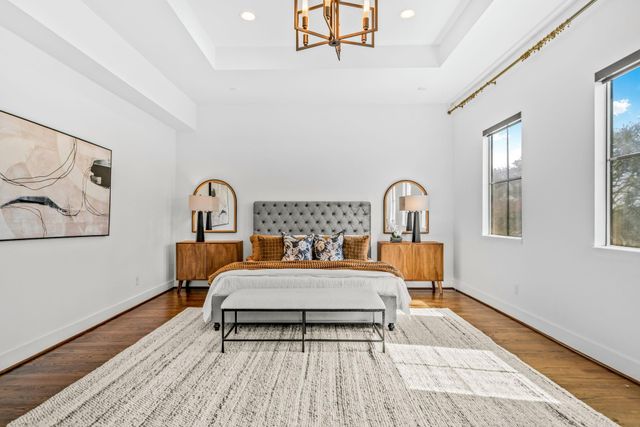 4704 Willow Street, Bellaire, TX 77401