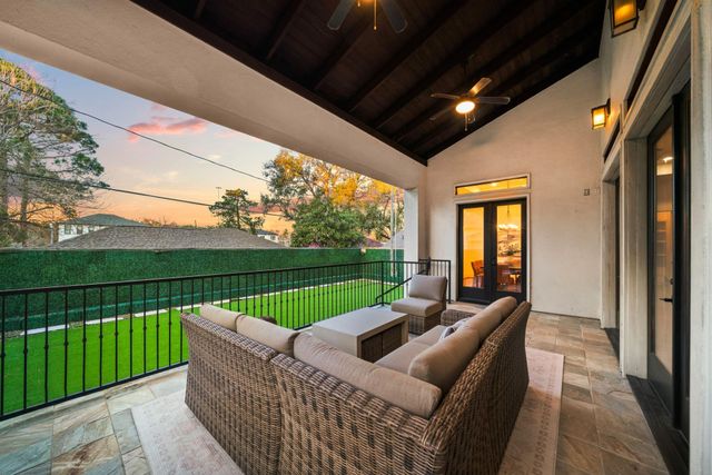 4704 Willow Street, Bellaire, TX 77401