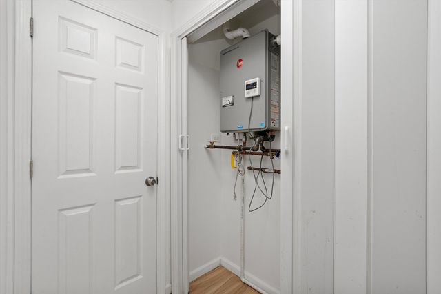 14732 Turner Avenue D, Midlothian, IL 60445