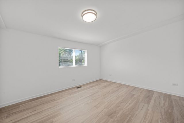 14732 Turner Avenue D, Midlothian, IL 60445