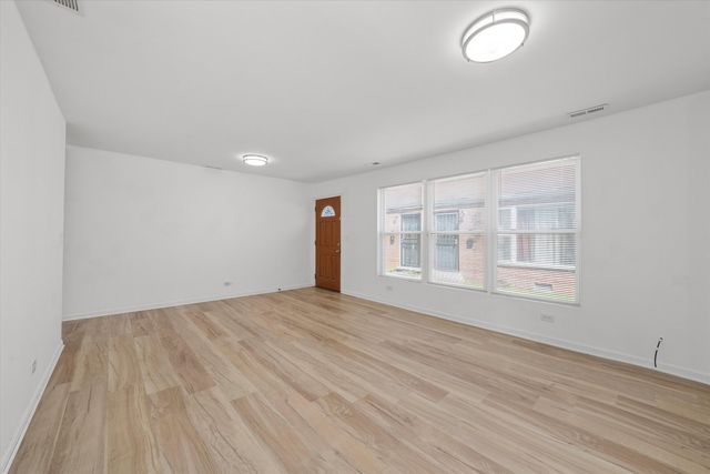 14732 Turner Avenue D, Midlothian, IL 60445