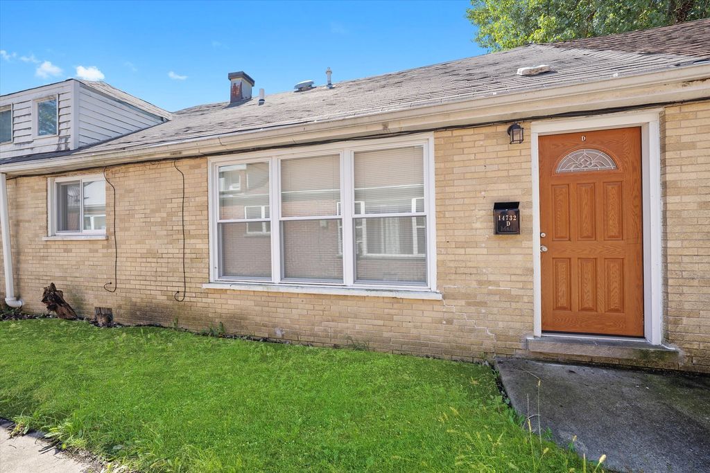 14732 Turner Avenue D, Midlothian, IL 60445