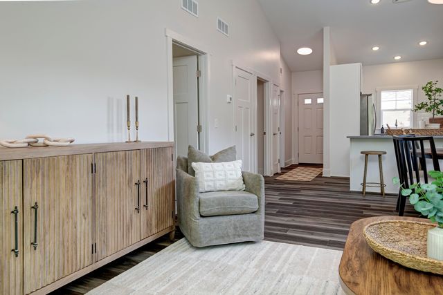 1548 Simsbury Street 10, Traverse City, MI 49686