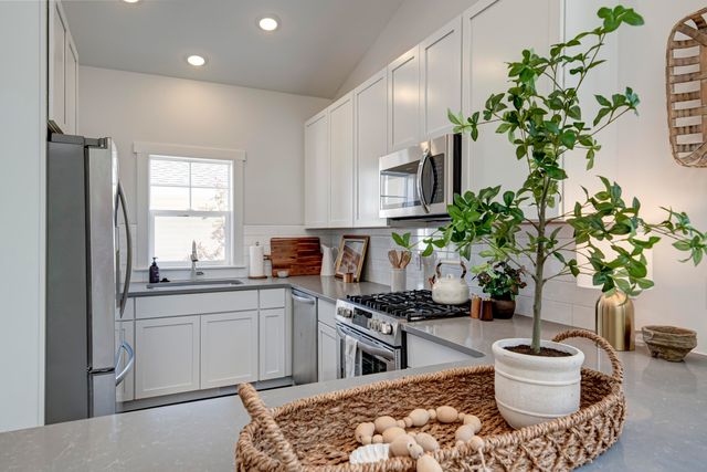 1548 Simsbury Street 10, Traverse City, MI 49686