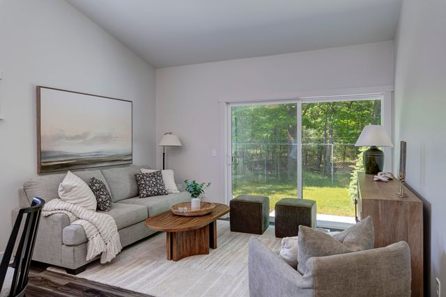 1548 Simsbury Street 10, Traverse City, MI 49686