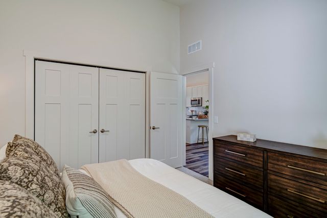 1548 Simsbury Street 10, Traverse City, MI 49686