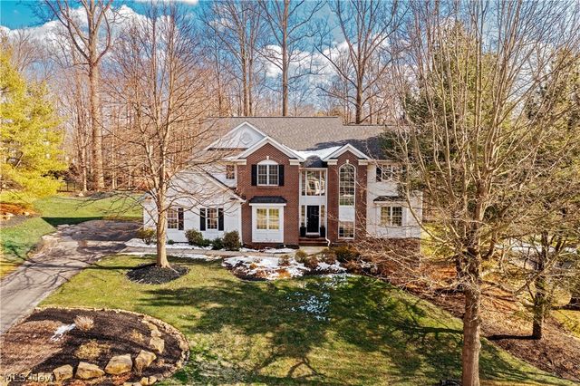 17431 Rambling Creek Trail, Chagrin Falls, OH 44023