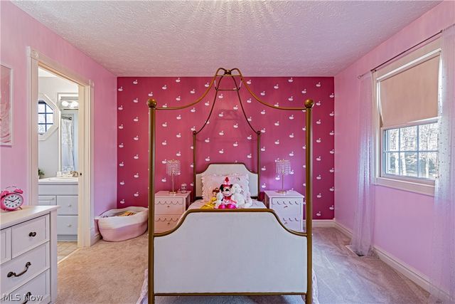 17431 Rambling Creek Trail, Chagrin Falls, OH 44023