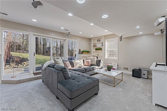 17431 Rambling Creek Trail, Chagrin Falls, OH 44023