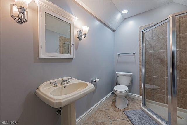 17431 Rambling Creek Trail, Chagrin Falls, OH 44023