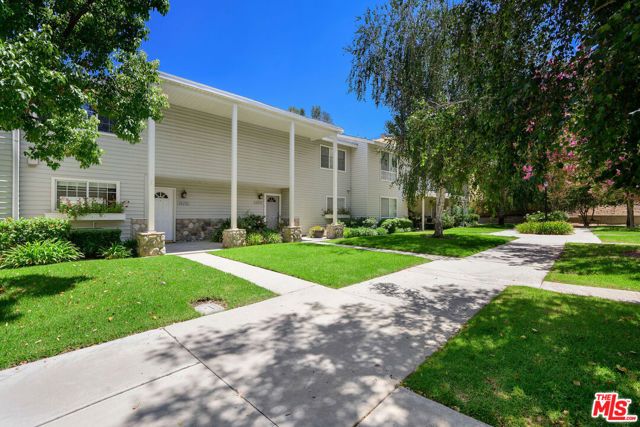 26250 Alizia Canyon Drive, Calabasas, CA 91302