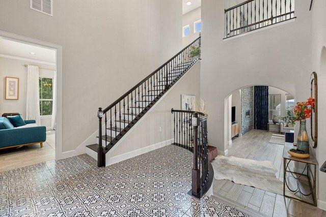 206 Majestic Arroyo WAY, Lakeway, TX 78738