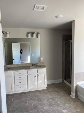 200 Broadleaf Walk 10, Woodstock, GA 30188