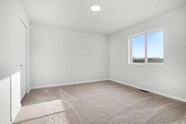 51567 Prescott Avenue, South Bend, IN 46637
