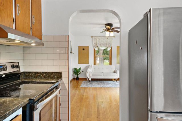 3642 Dennett Drive, Madison, WI 53714