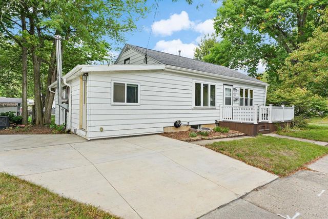 3642 Dennett Drive, Madison, WI 53714
