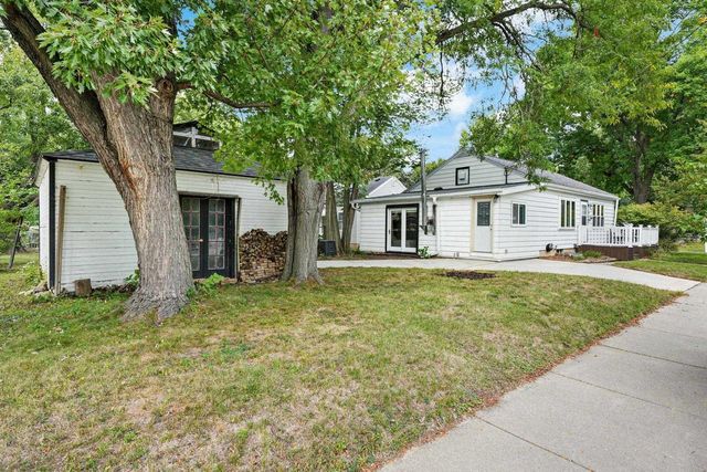 3642 Dennett Drive, Madison, WI 53714