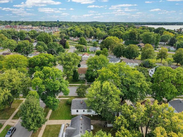 3642 Dennett Drive, Madison, WI 53714