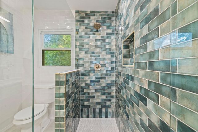 7323 Daingerfield Drive, Dallas, TX 75227