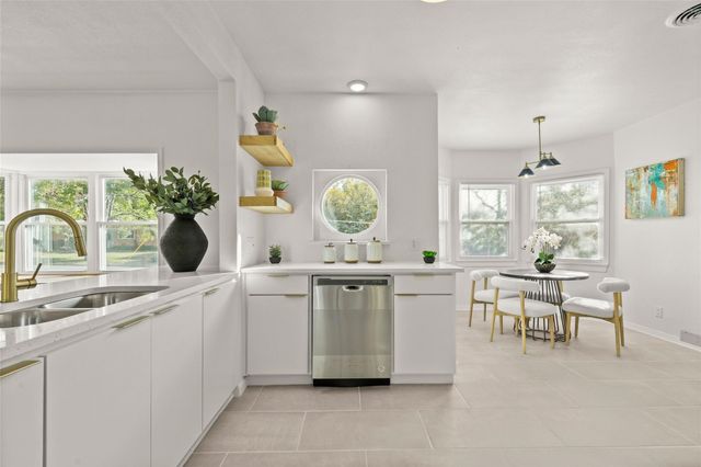 7323 Daingerfield Drive, Dallas, TX 75227