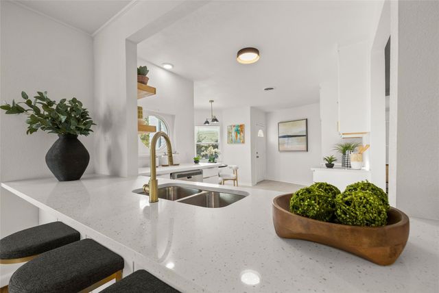 7323 Daingerfield Drive, Dallas, TX 75227