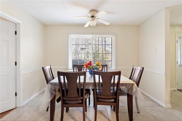 724 Rebecca NW Street, Lilburn, GA 30047