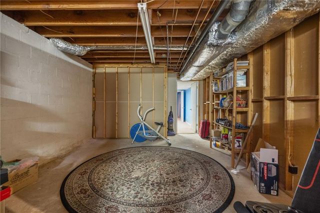 724 Rebecca NW Street, Lilburn, GA 30047