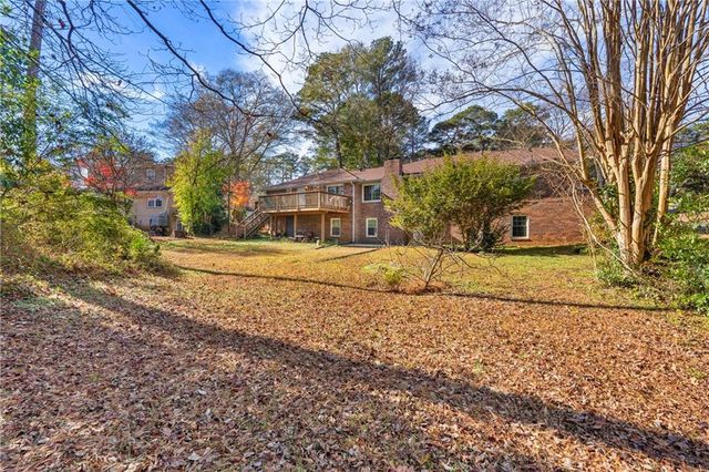 724 Rebecca NW Street, Lilburn, GA 30047