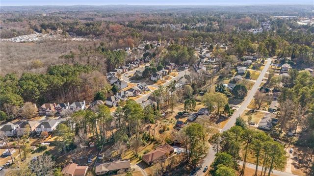 724 Rebecca NW Street, Lilburn, GA 30047