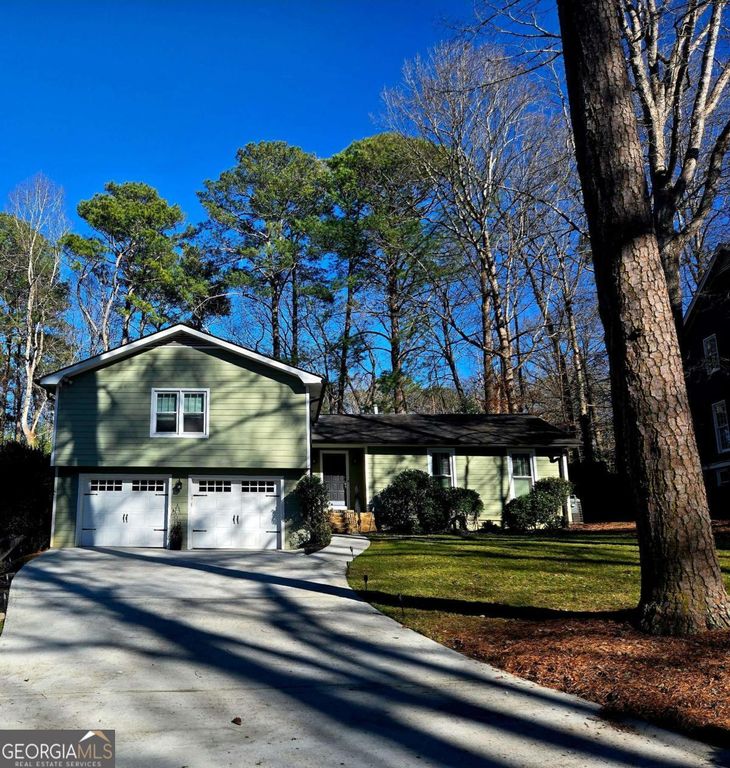 1215 Martin Ridge Road, Roswell, GA 30076