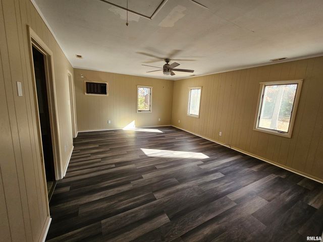 4248 CHURCH Road, Salem, IL 62881