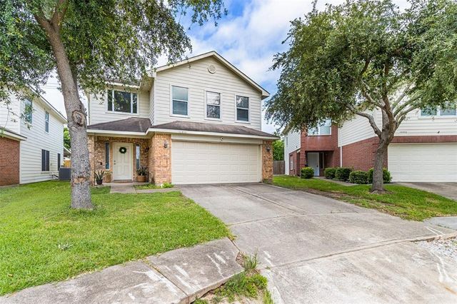 10806 Tallow Briar Lane, Houston, TX 77075