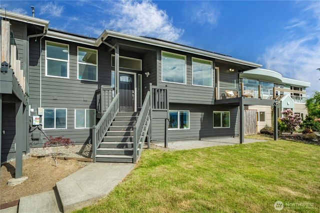 4821 Hyada Boulevard NE, Tacoma, WA 98422