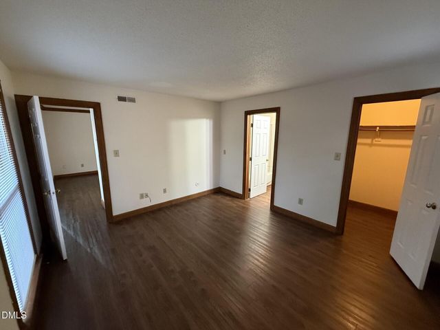3527 Ivy Commons Drive 101, Raleigh, NC 27606