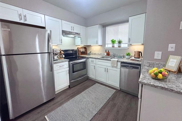 1741 E Pepper Circle Apt 1, Mesa, AZ 85203