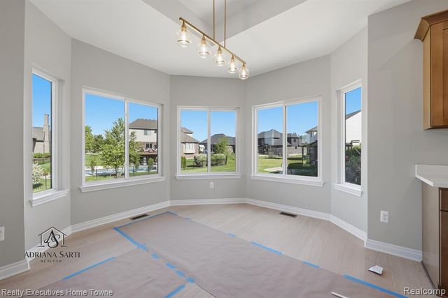 50540 Mistwood Drive, Macomb, MI 48042