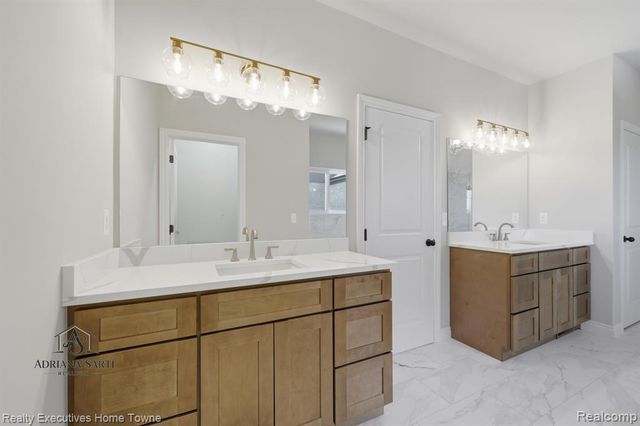 50540 Mistwood Drive, Macomb, MI 48042