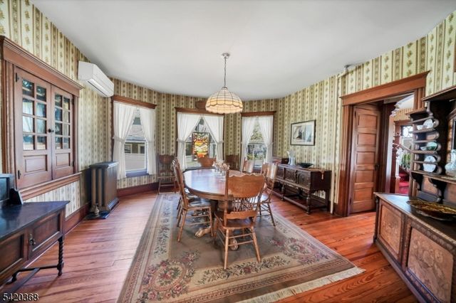 45 Main St, Califon Boro, NJ 07830