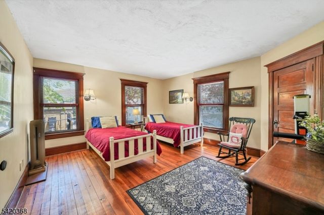 45 Main St, Califon Boro, NJ 07830