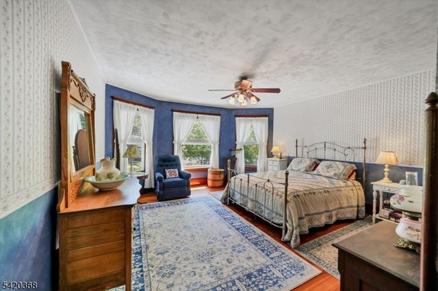 45 Main St, Califon Boro, NJ 07830