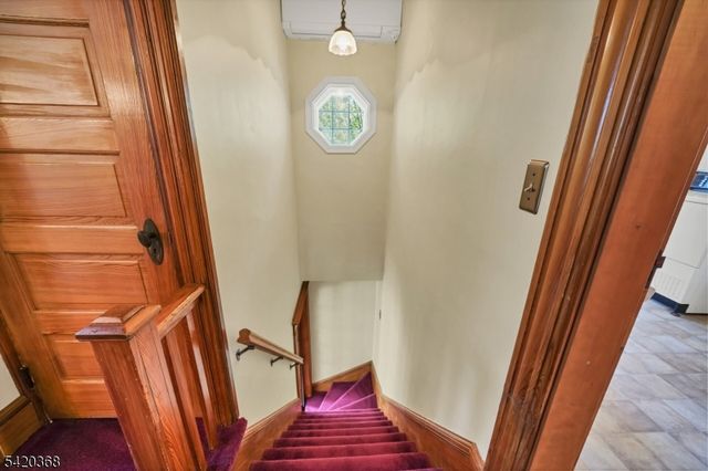 45 Main St, Califon Boro, NJ 07830