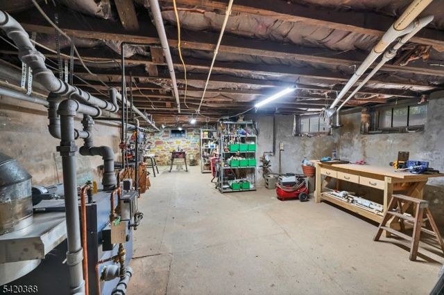 45 Main St, Califon Boro, NJ 07830