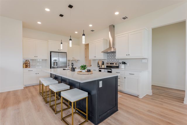 4064 Hells Gate Loop, Strawn, TX 76475