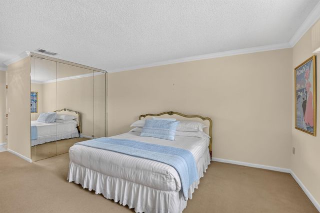 9287 VISTA DEL LAGO 13 D, Boca Raton, FL 33428