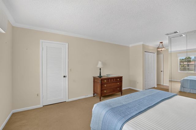 9287 VISTA DEL LAGO 13 D, Boca Raton, FL 33428