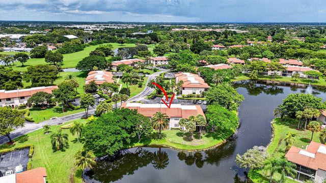 9287 VISTA DEL LAGO 13 D, Boca Raton, FL 33428