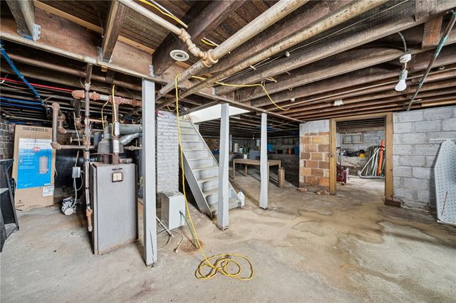 460 Beaver Run Road, Washington Twp, PA 15613