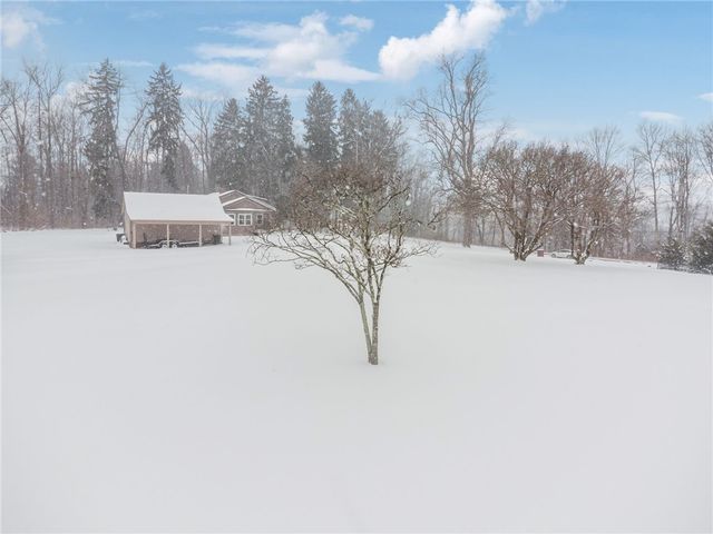 460 Beaver Run Road, Washington Twp, PA 15613