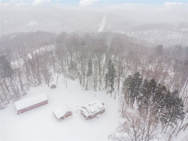 460 Beaver Run Road, Washington Twp, PA 15613