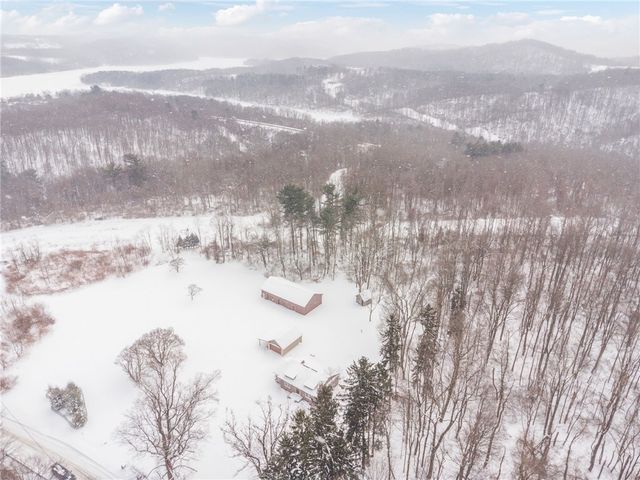 460 Beaver Run Road, Washington Twp, PA 15613